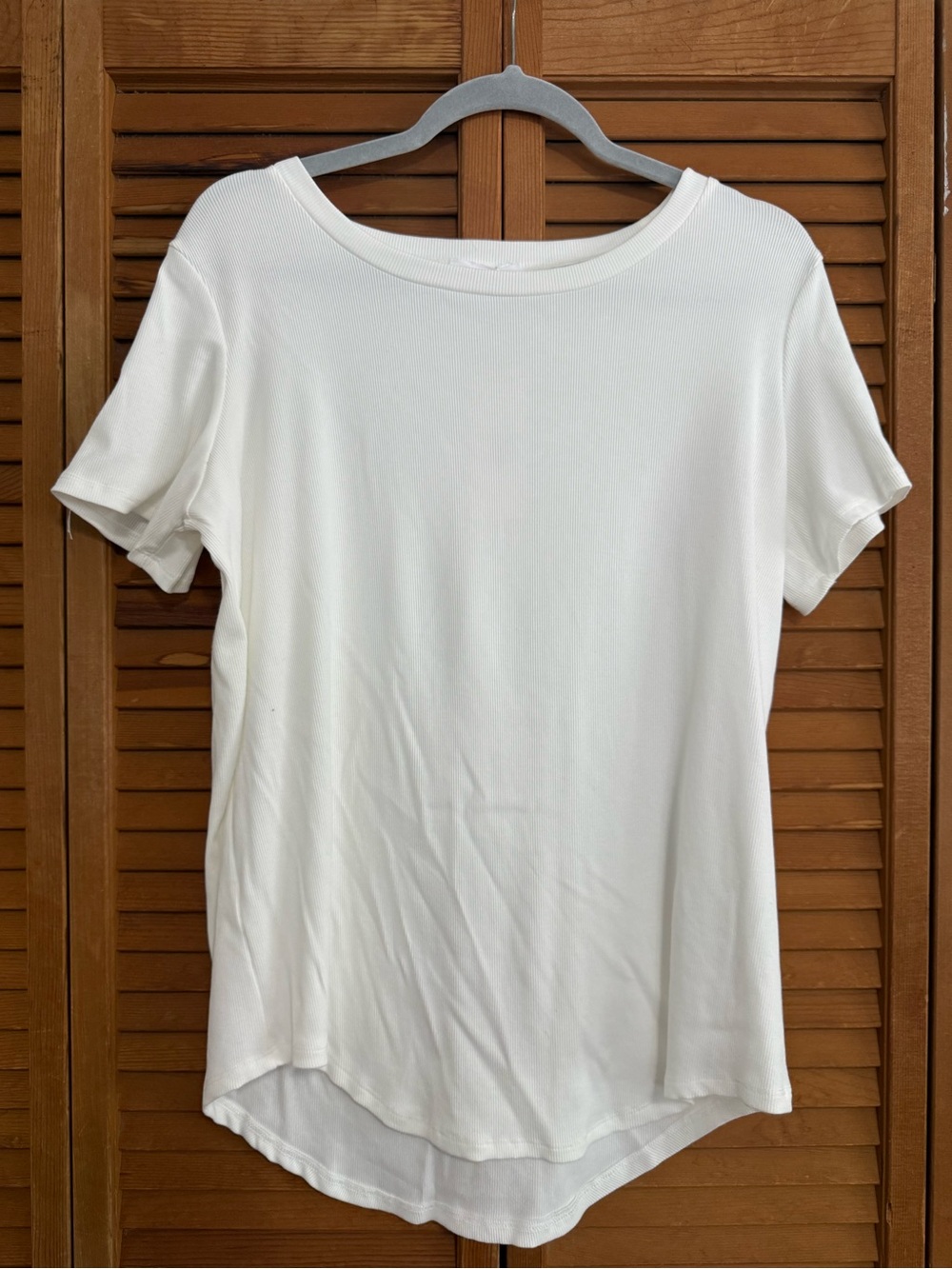 Lena & Lou Brand new White Short-Sleeve Women's Tunic top